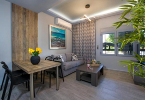 Rena's luxury apartment with free private parking